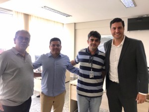 Sérgio Garcia (coordenador de engenharia do Dnit), Fabrício Lopes, Danilo Rezende (superintende do DNIT em Minas) e Tito Torres